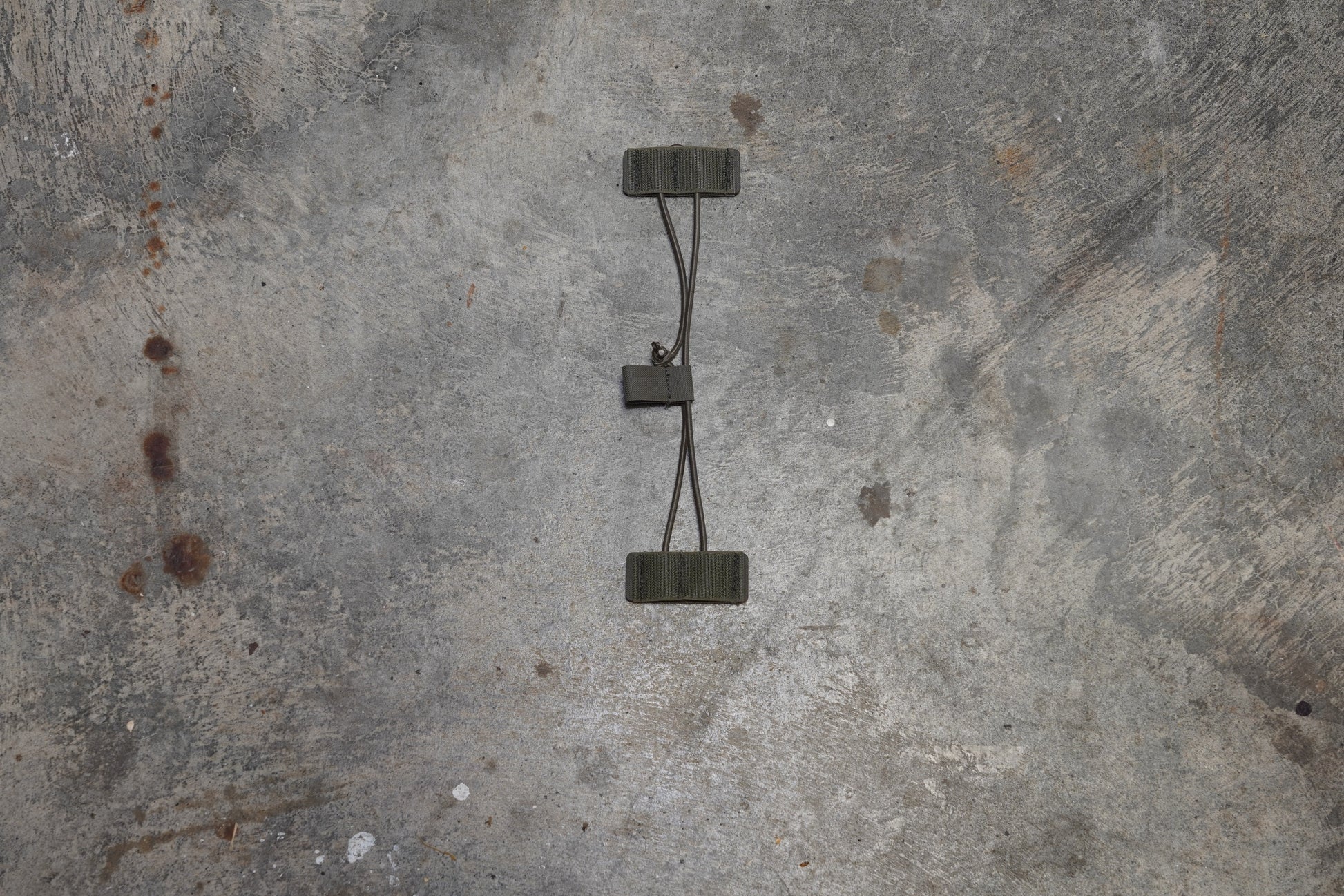 Bungee Mag Retention shown by itself.